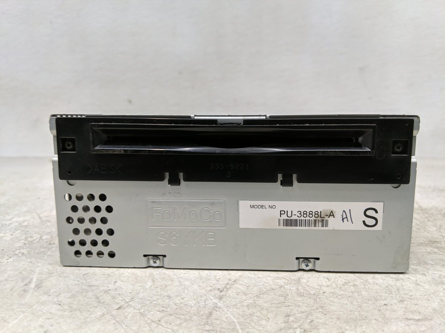 2013 Ford Edge Radio AM FM Cd Player Receiver Replacement P/N:DT4T19C107GA Fits OEM Used Auto Parts - Oemusedautoparts1.com