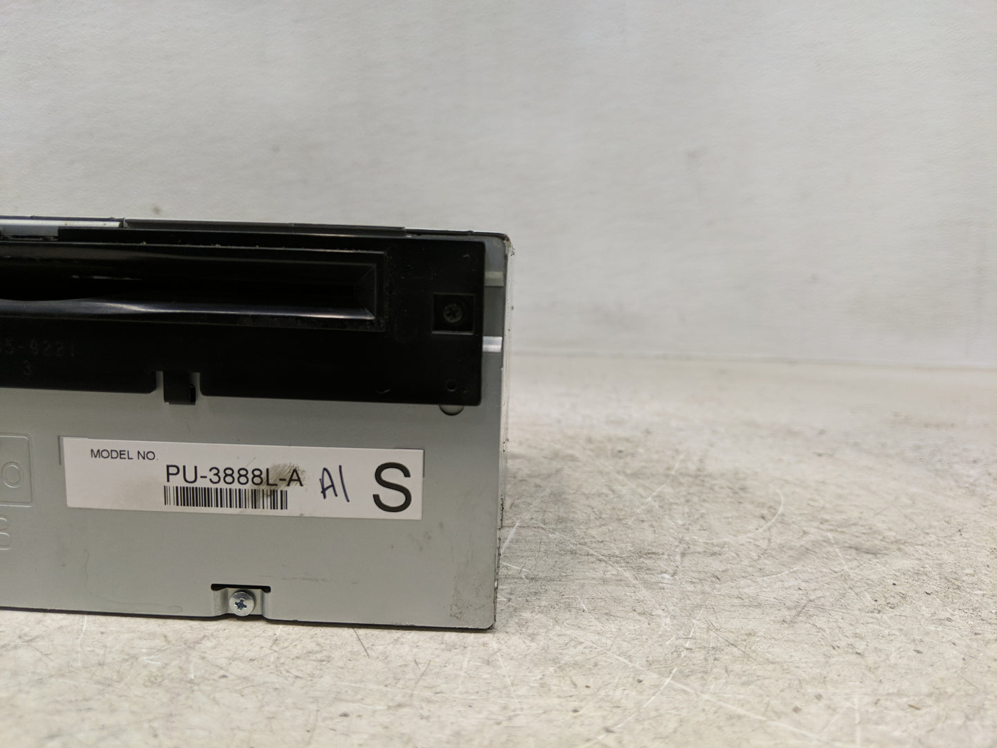 2013 Ford Edge Radio AM FM Cd Player Receiver Replacement P/N:DT4T19C107GA Fits OEM Used Auto Parts - Oemusedautoparts1.com