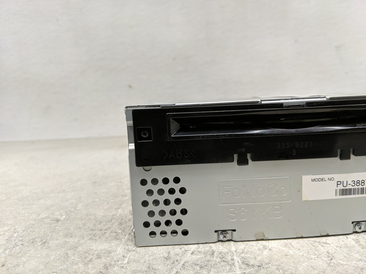 2013 Ford Edge Radio AM FM Cd Player Receiver Replacement P/N:DT4T-19C107-FA Fits OEM Used Auto Parts - Oemusedautoparts1.co
