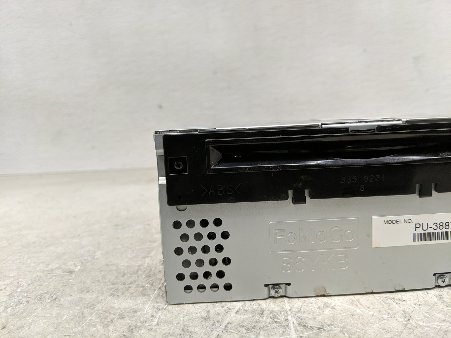 2013 Ford Edge Radio AM FM Cd Player Receiver Replacement P/N:DT4T-19C107-FA Fits OEM Used Auto Parts - Oemusedautoparts1.co