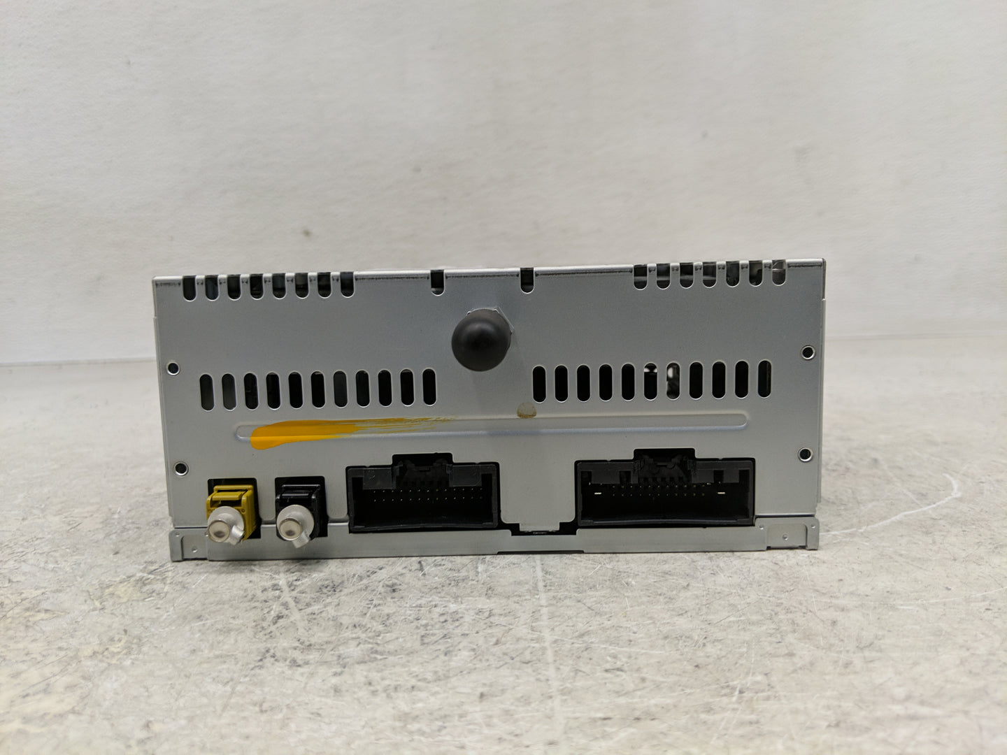 2013 Ford Edge Radio AM FM Cd Player Receiver Replacement P/N:DT4T-19C107-FA Fits OEM Used Auto Parts - Oemusedautoparts1.co