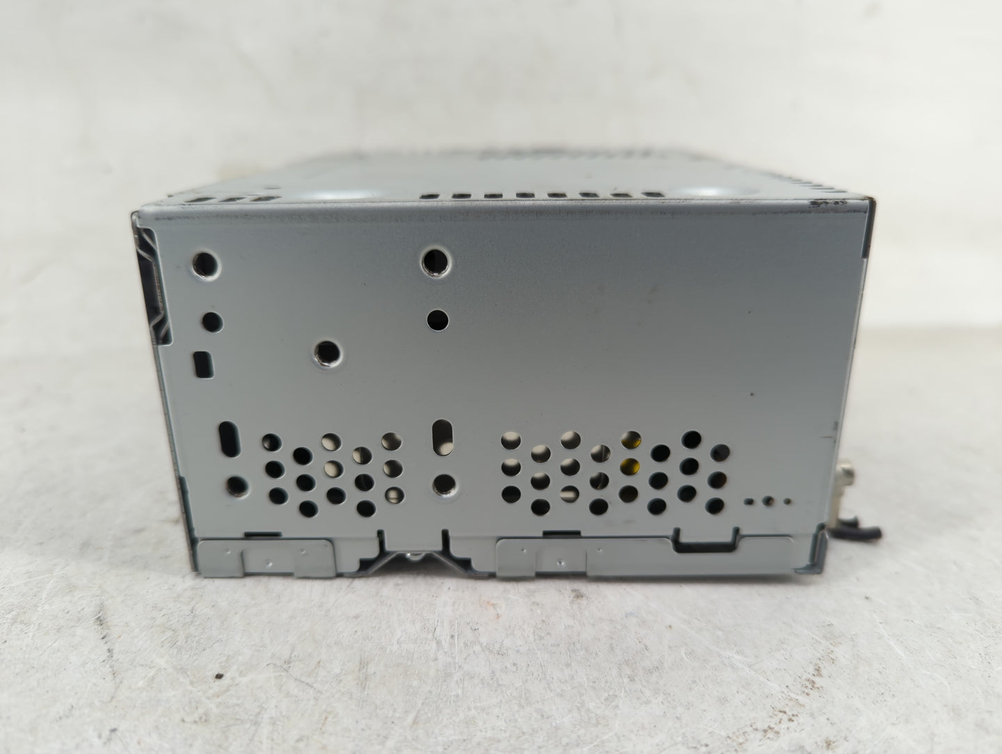 2013 Ford Edge Radio AM FM Cd Player Receiver Replacement P/N:ET4T19C107JA Fits OEM Used Auto Parts - Oemusedautoparts1.com
