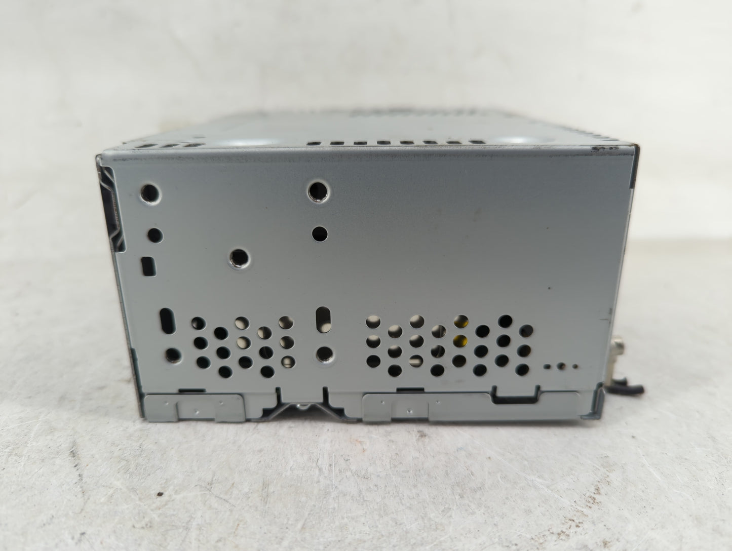 2013 Ford Edge Radio AM FM Cd Player Receiver Replacement P/N:ET4T19C107JA Fits OEM Used Auto Parts - Oemusedautoparts1.com