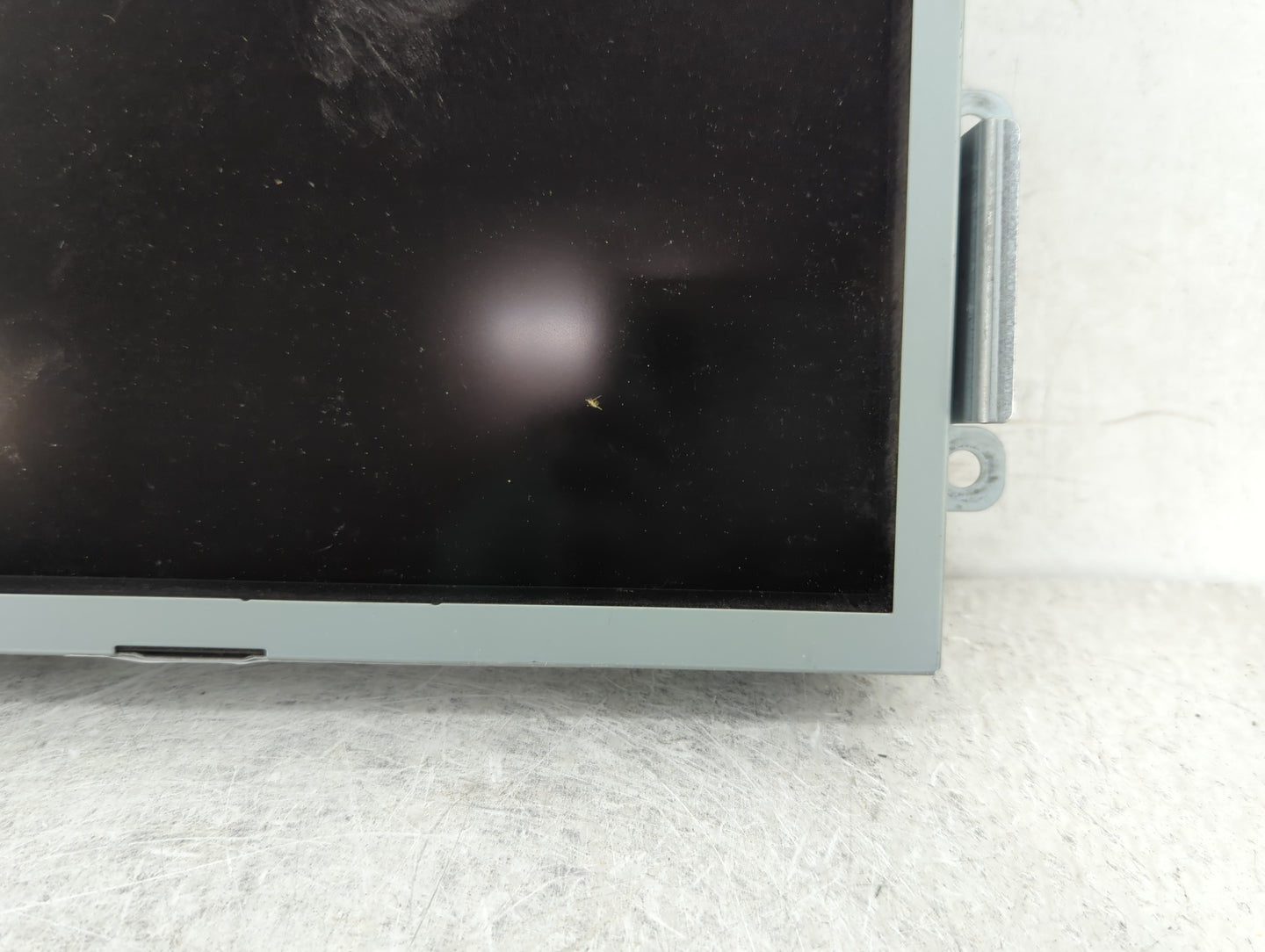 2012-2014 Ford Edge Information Display Screen - Oemusedautoparts1.com