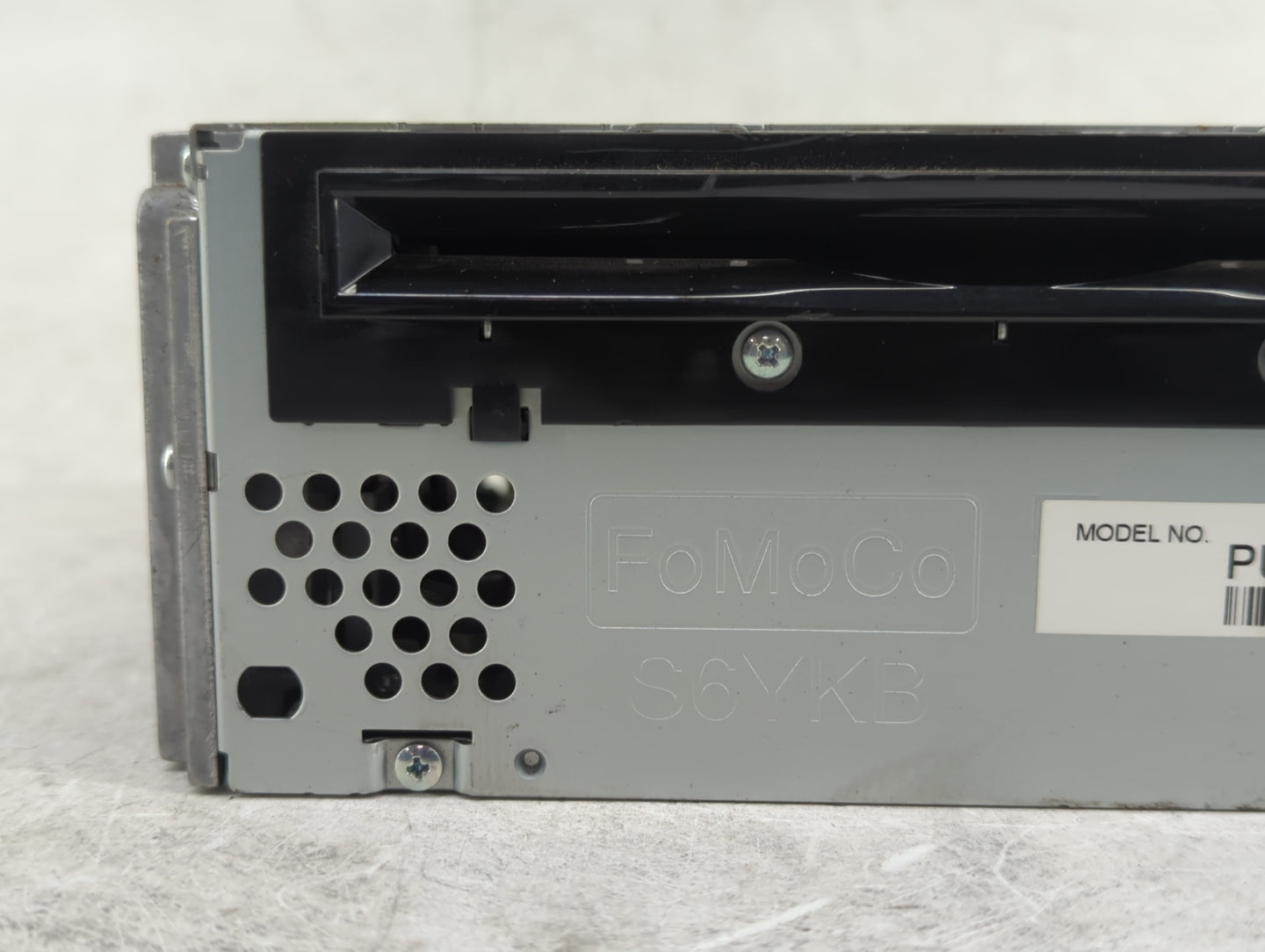 2013 Ford Edge Radio AM FM Cd Player Receiver Replacement P/N:DT4T-19C107-CB Fits OEM Used Auto Parts - Oemusedautoparts1.co