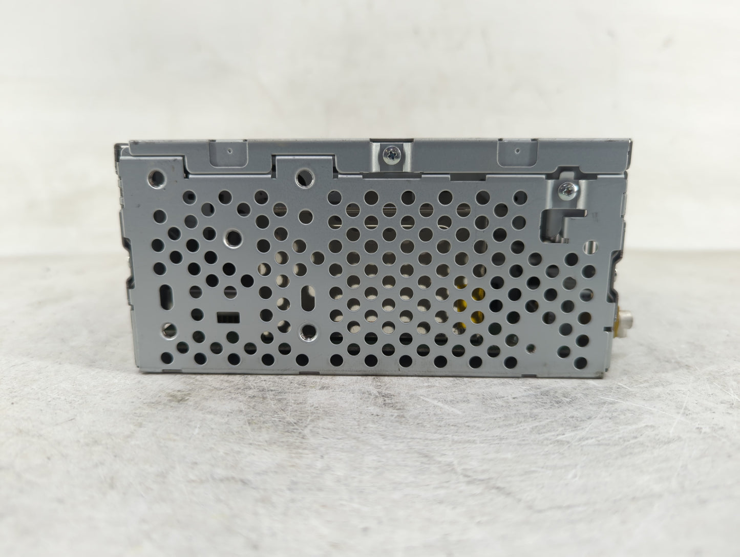 2013 Ford Edge Radio AM FM Cd Player Receiver Replacement P/N:DT4T-19C107-CB Fits OEM Used Auto Parts - Oemusedautoparts1.co