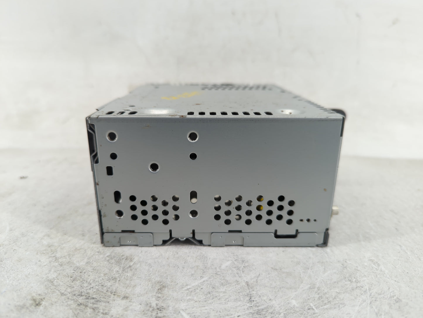 2013 Ford Edge Radio AM FM Cd Player Receiver Replacement P/N:DT4T-19C107-FA Fits OEM Used Auto Parts - Oemusedautoparts1.co