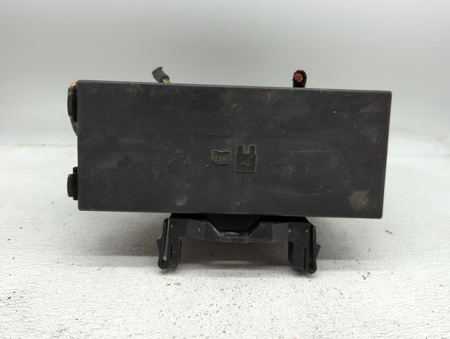 2012-2014 Ford Edge Fusebox Fuse Box Panel Relay Module P/N:BT4T-14A003-AA Fits Fits 2012 2013 2014 OEM Used Auto Parts - Oe