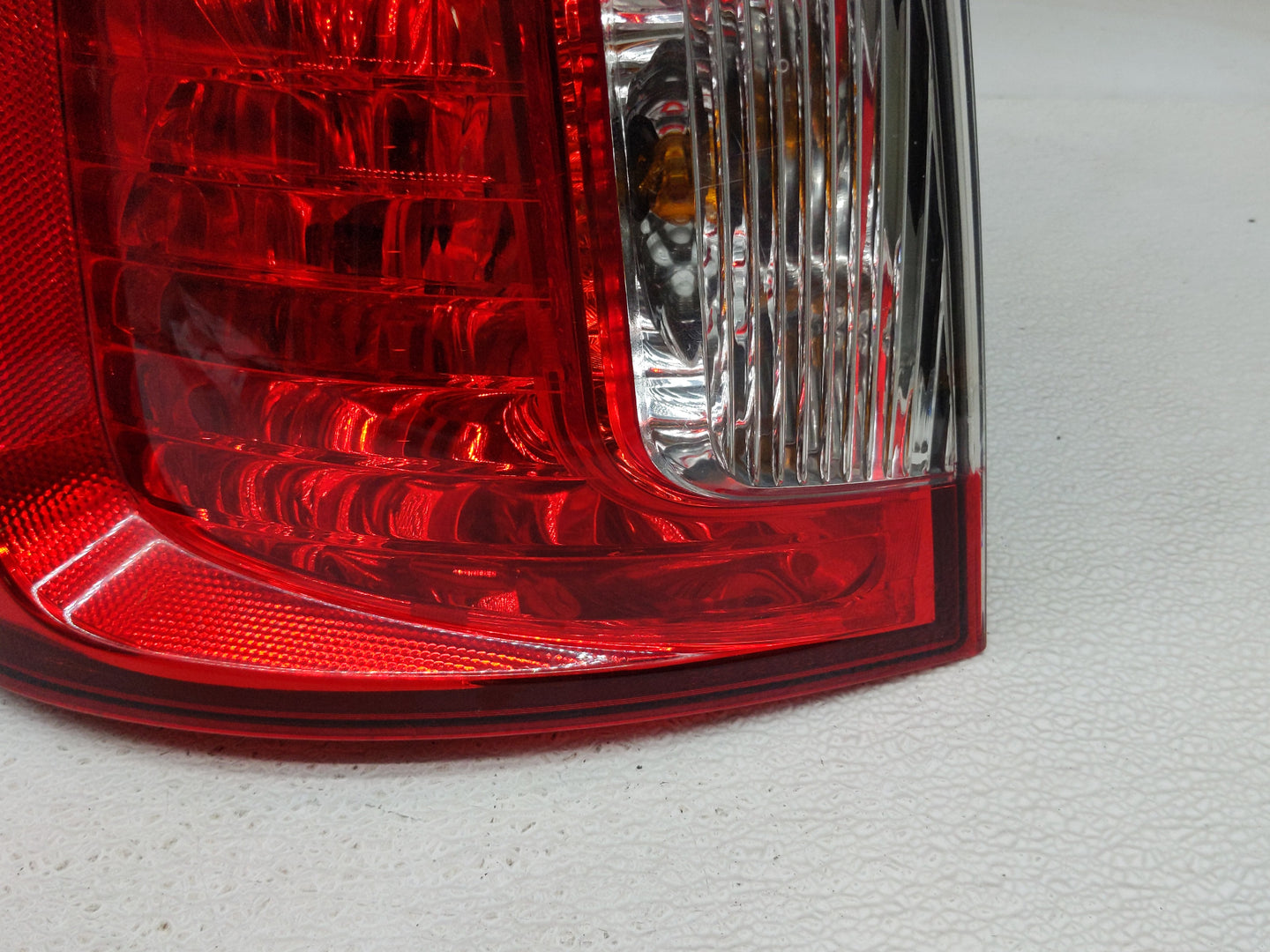 2011-2014 Ford Edge Tail Light Assembly Driver Left OEM P/N:BT43-13B505-AE Fits Fits 2011 2012 2013 2014 OEM Used Auto Parts
