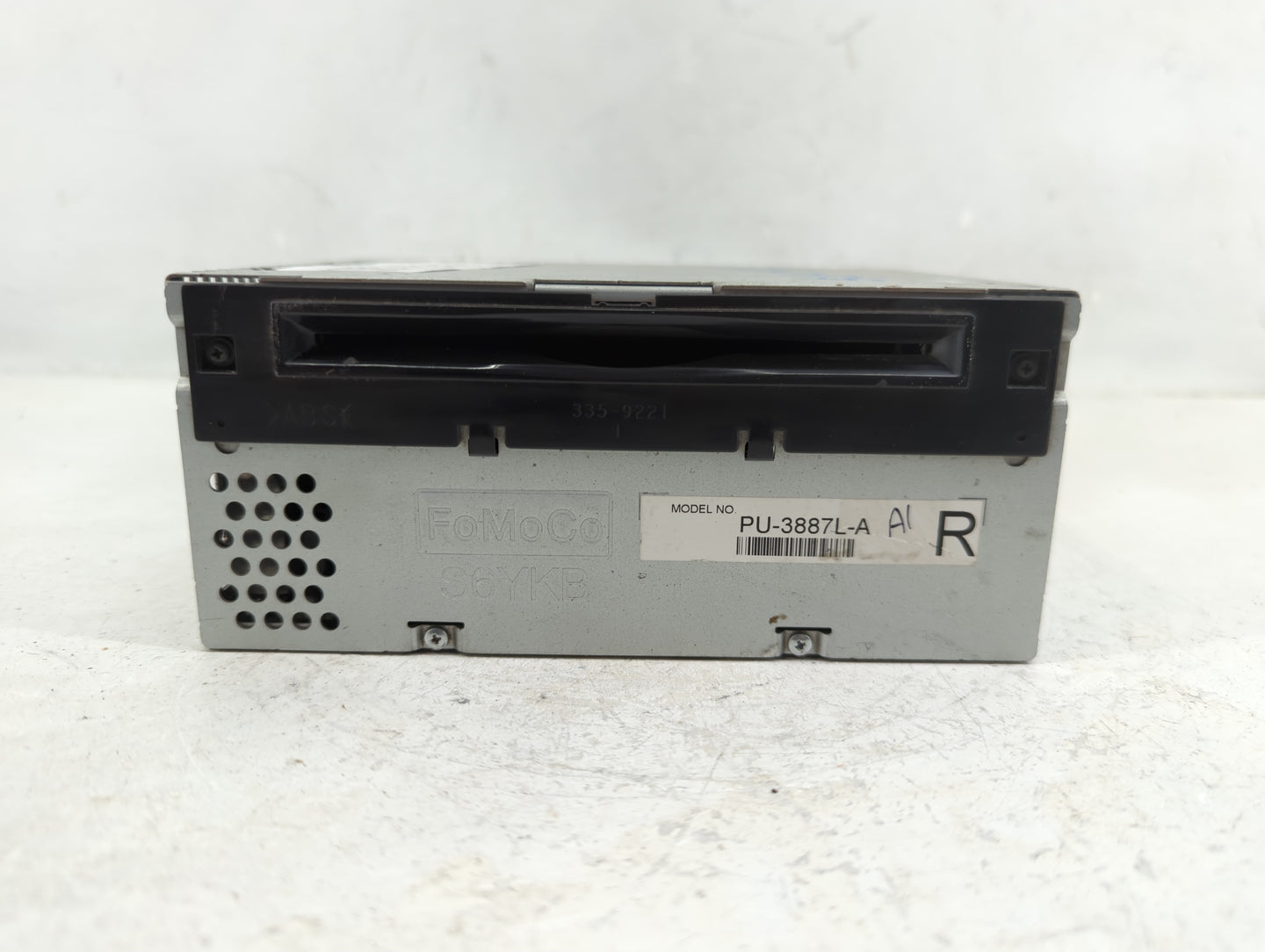 2013 Ford Edge Radio AM FM Cd Player Receiver Replacement P/N:DT4T-19C107-FA Fits OEM Used Auto Parts - Oemusedautoparts1.co