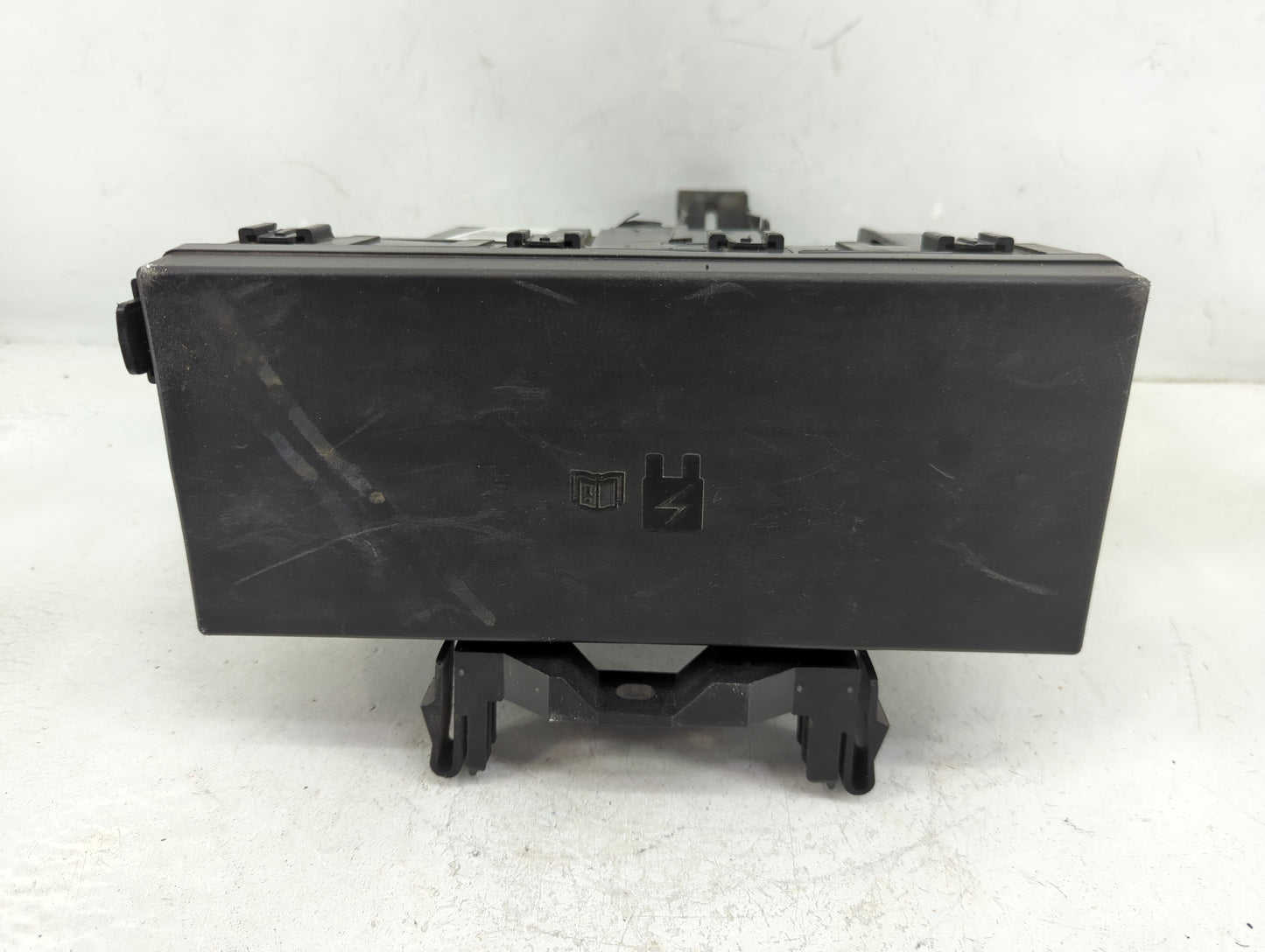 2012-2014 Ford Edge Fusebox Fuse Box Panel Relay Module P/N:BT4T-14A003-AA Fits Fits 2012 2013 2014 OEM Used Auto Parts - Oe