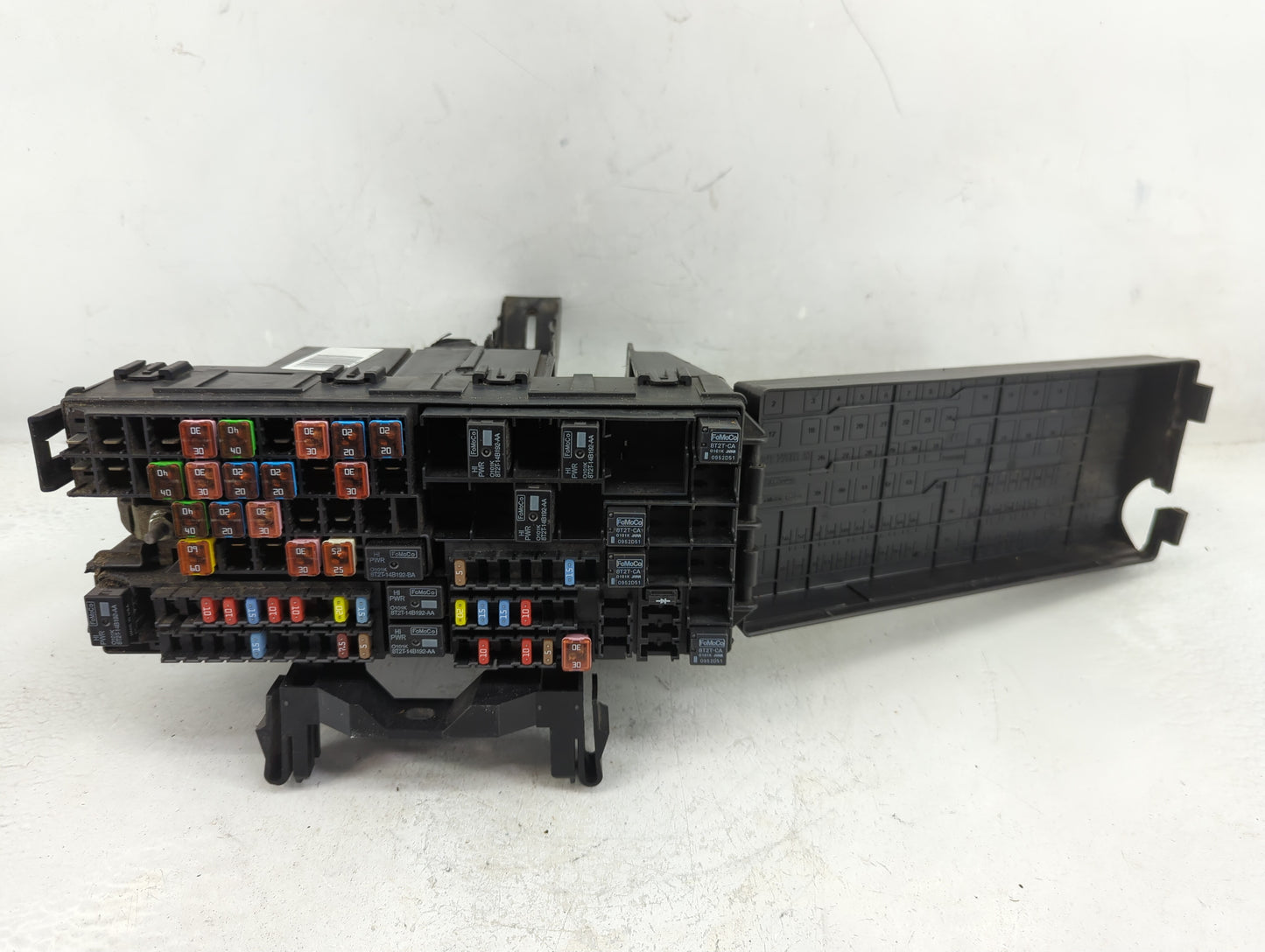 2012-2014 Ford Edge Fusebox Fuse Box Panel Relay Module P/N:BT4T-14A003-AA Fits Fits 2012 2013 2014 OEM Used Auto Parts - Oe