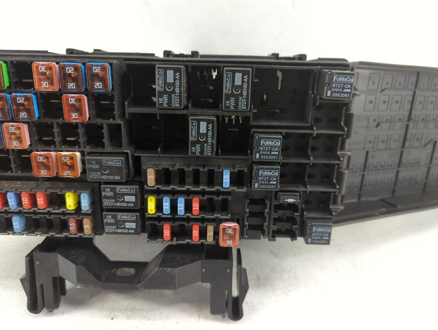 2012-2014 Ford Edge Fusebox Fuse Box Panel Relay Module P/N:BT4T-14A003-AA Fits Fits 2012 2013 2014 OEM Used Auto Parts - Oe