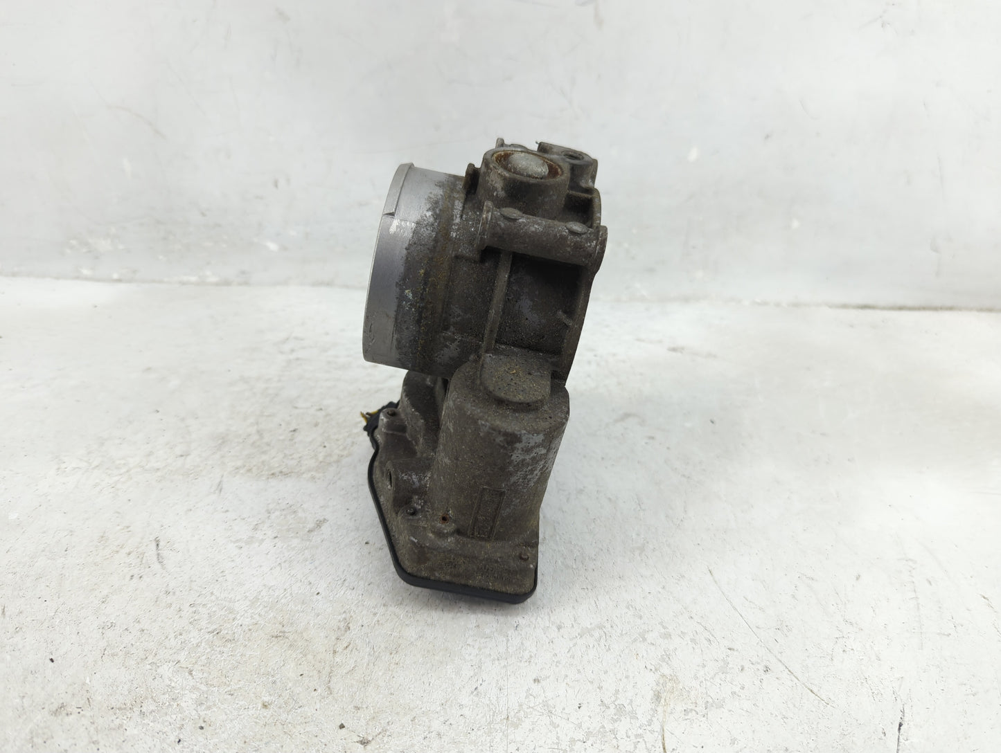 2011-2018 Ford Edge Throttle Body P/N:AT4E-EF Fits Fits 2011 2012 2013 2014 2015 2016 2017 2018 2019 OEM Used Auto Parts - O
