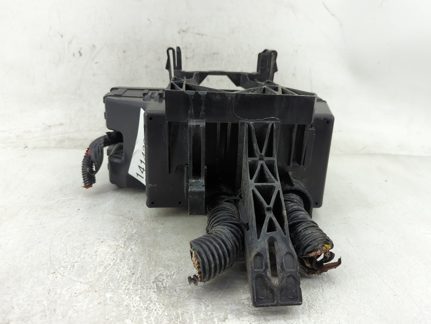 2012-2014 Ford Edge Fusebox Fuse Box Panel Relay Module Fits Fits 2012 2013 2014 OEM Used Auto Parts - Oemusedautoparts1.com