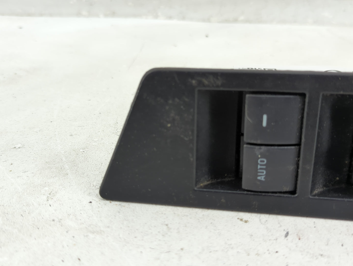 2011-2014 Ford Edge Master Power Window Switch Replacement Driver Side Left P/N:BT4T-14540-AAW Fits Fits 2011 2012 2013 2014