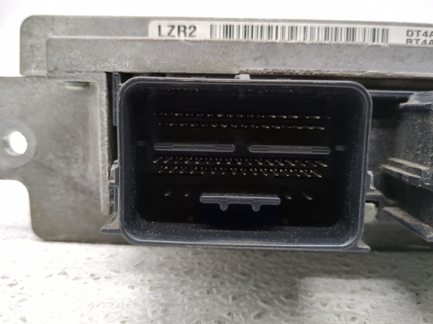 2011-2013 Ford Edge PCM Engine Control Computer ECU ECM PCU OEM P/N:DT4A-12A650-ARC BT4A-12B684-DA Fits Fits 2011 2012 2013 