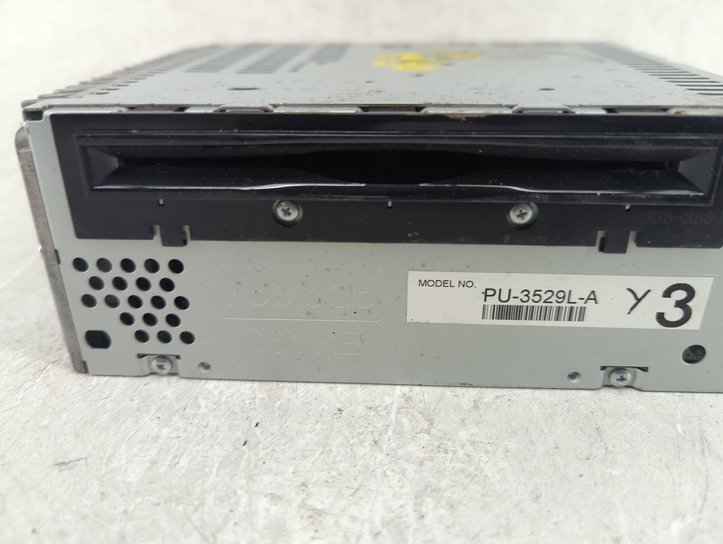 2013 Ford Edge Radio AM FM Cd Player Receiver Replacement P/N:DT4T-19C107-CB Fits OEM Used Auto Parts - Oemusedautoparts1.co