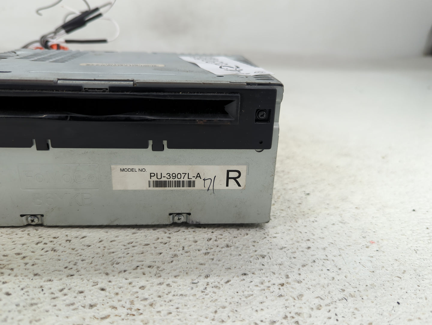 2013-2014 Ford Edge Radio AM FM Cd Player Receiver Replacement P/N:ET4T19C107JA Fits Fits 2013 2014 OEM Used Auto Parts - Oe