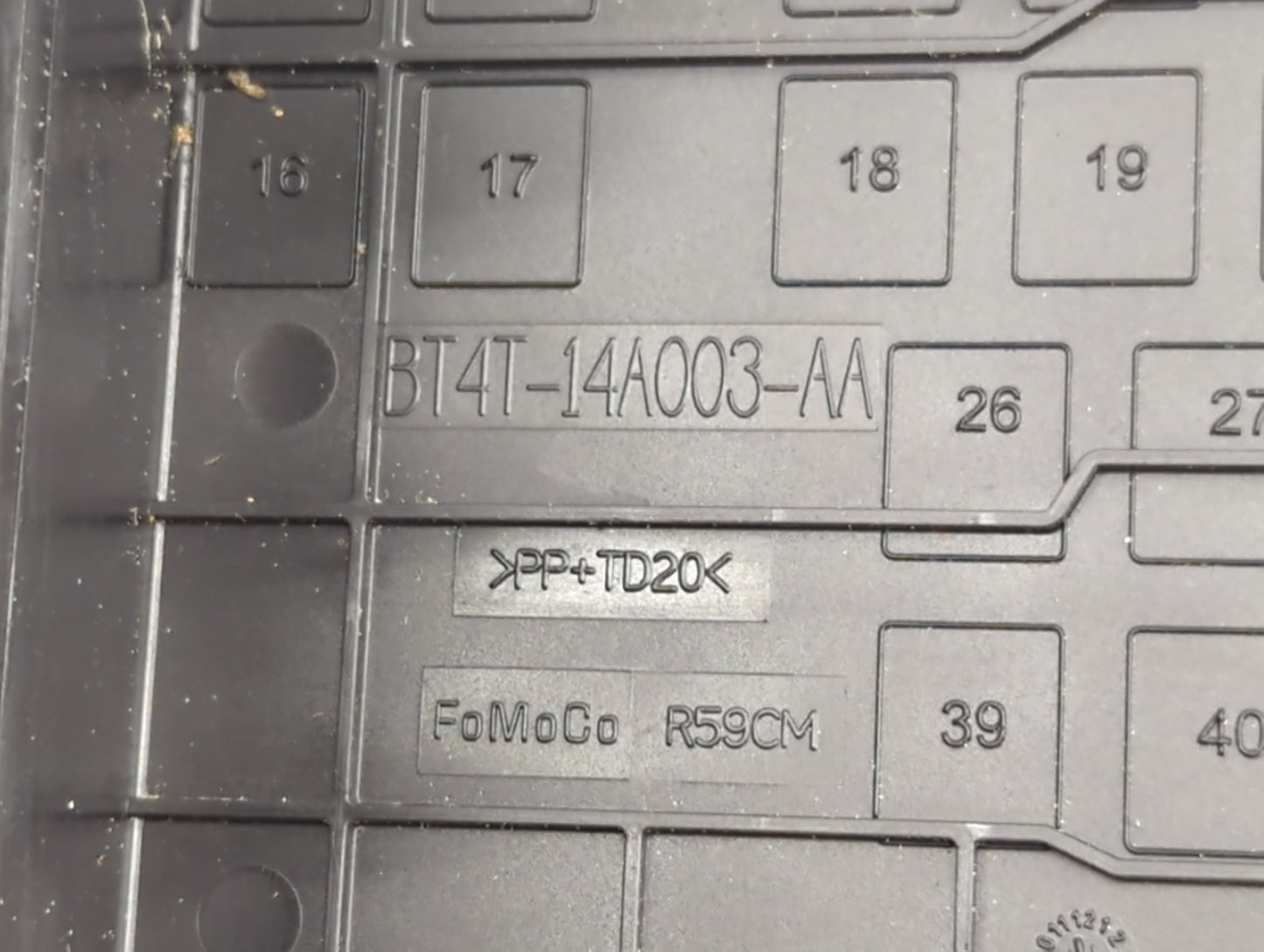 2012-2014 Ford Edge Fusebox Fuse Box Panel Relay Module P/N:BT4T-14A003-AA Fits Fits 2012 2013 2014 OEM Used Auto Parts - Oe