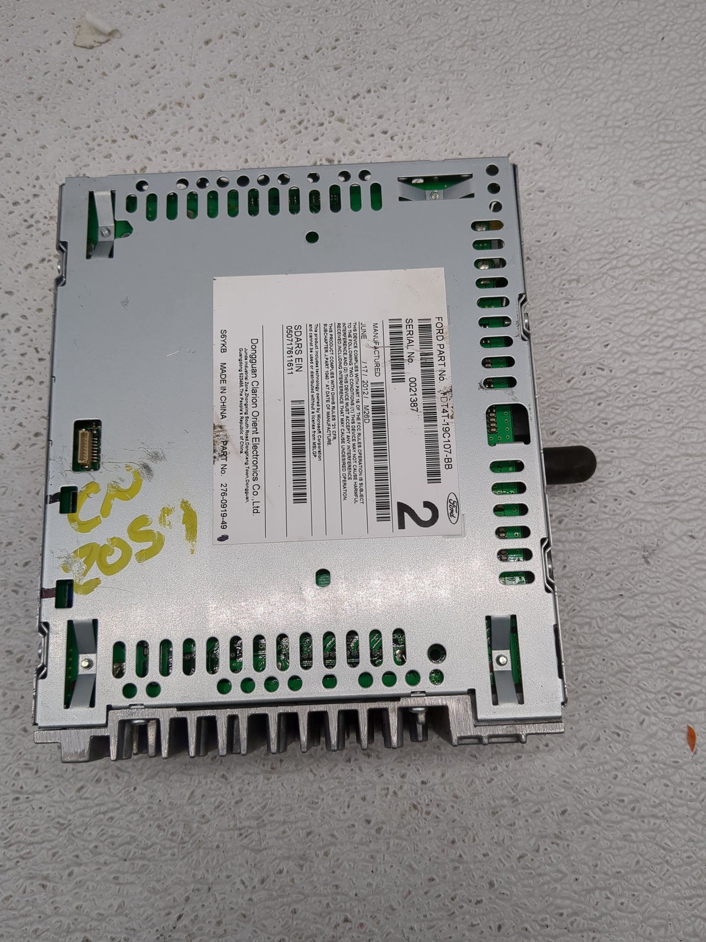 2013 Ford Edge Radio AM FM Cd Player Receiver Replacement P/N:DT4T-19C107-BB ET4T19C107JA Fits OEM Used Auto Parts - Oemused