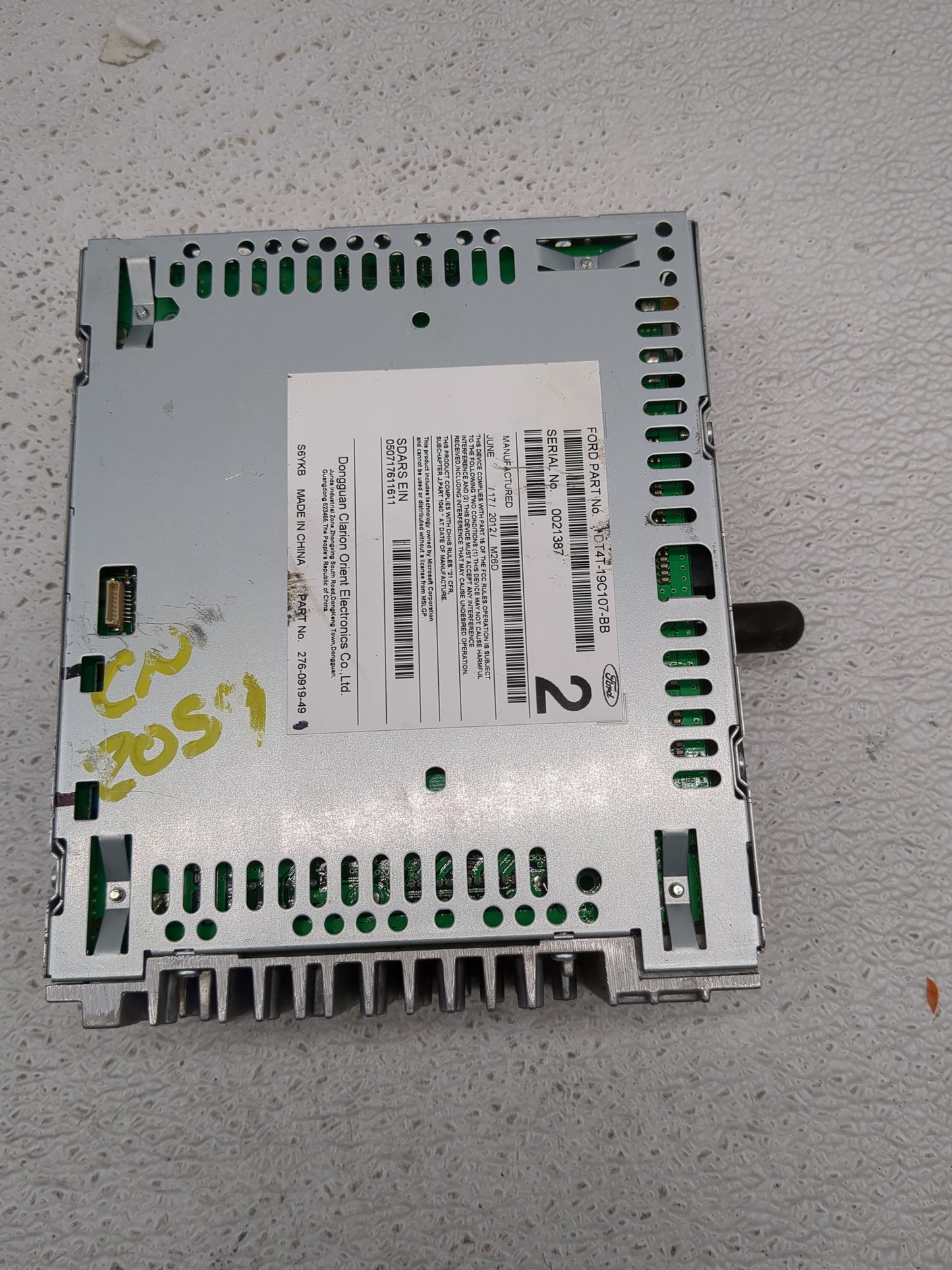 2013 Ford Edge Radio AM FM Cd Player Receiver Replacement P/N:DT4T-19C107-BB ET4T19C107JA Fits OEM Used Auto Parts - Oemused