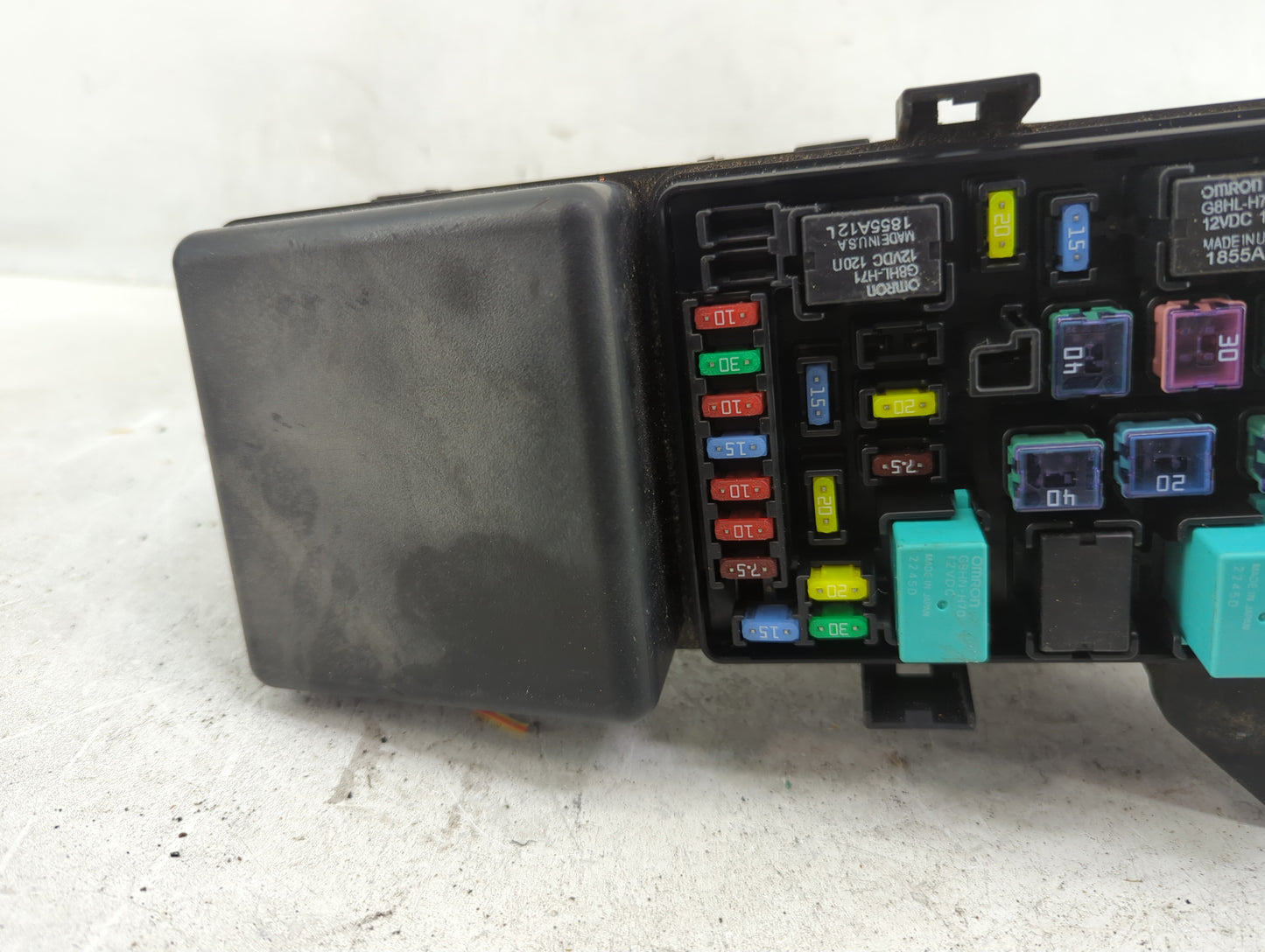 2012-2014 Ford Edge Fusebox Fuse Box Panel Relay Module Fits Fits 2012 2013 2014 OEM Used Auto Parts - Oemusedautoparts1.com