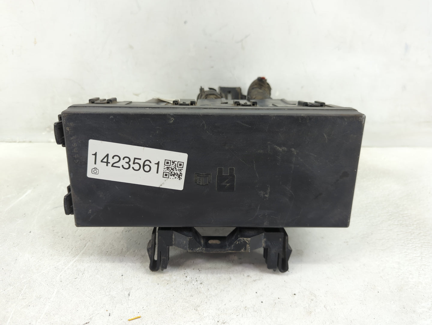2012-2014 Ford Edge Fusebox Fuse Box Panel Relay Module P/N:BT4T-14A003-AA 8T2T-14B192-BA, 8T2T-14B192-AA Fits Fits 2012 201