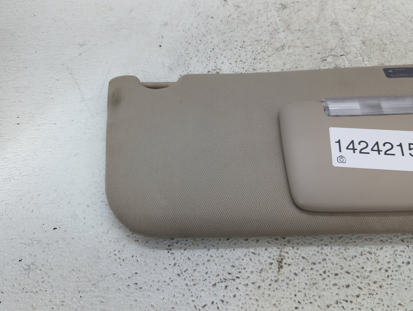 2011-2014 Ford Edge Sun Visor Shade Replacement Passenger Right Mirror Fits Fits 2011 2012 2013 2014 2015 OEM Used Auto Part