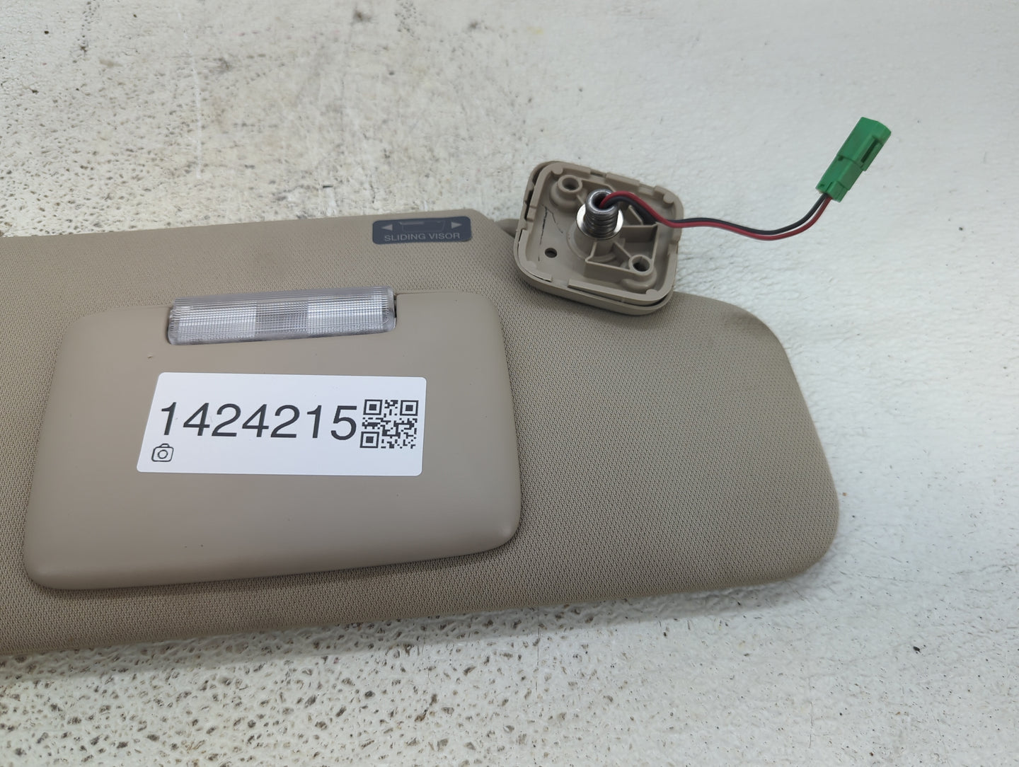 2011-2014 Ford Edge Sun Visor Shade Replacement Passenger Right Mirror Fits Fits 2011 2012 2013 2014 2015 OEM Used Auto Part