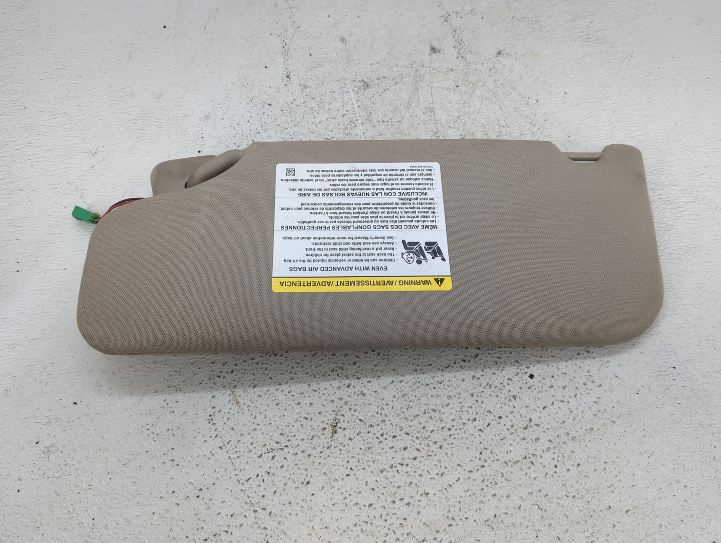 2011-2014 Ford Edge Sun Visor Shade Replacement Passenger Right Mirror Fits Fits 2011 2012 2013 2014 2015 OEM Used Auto Part