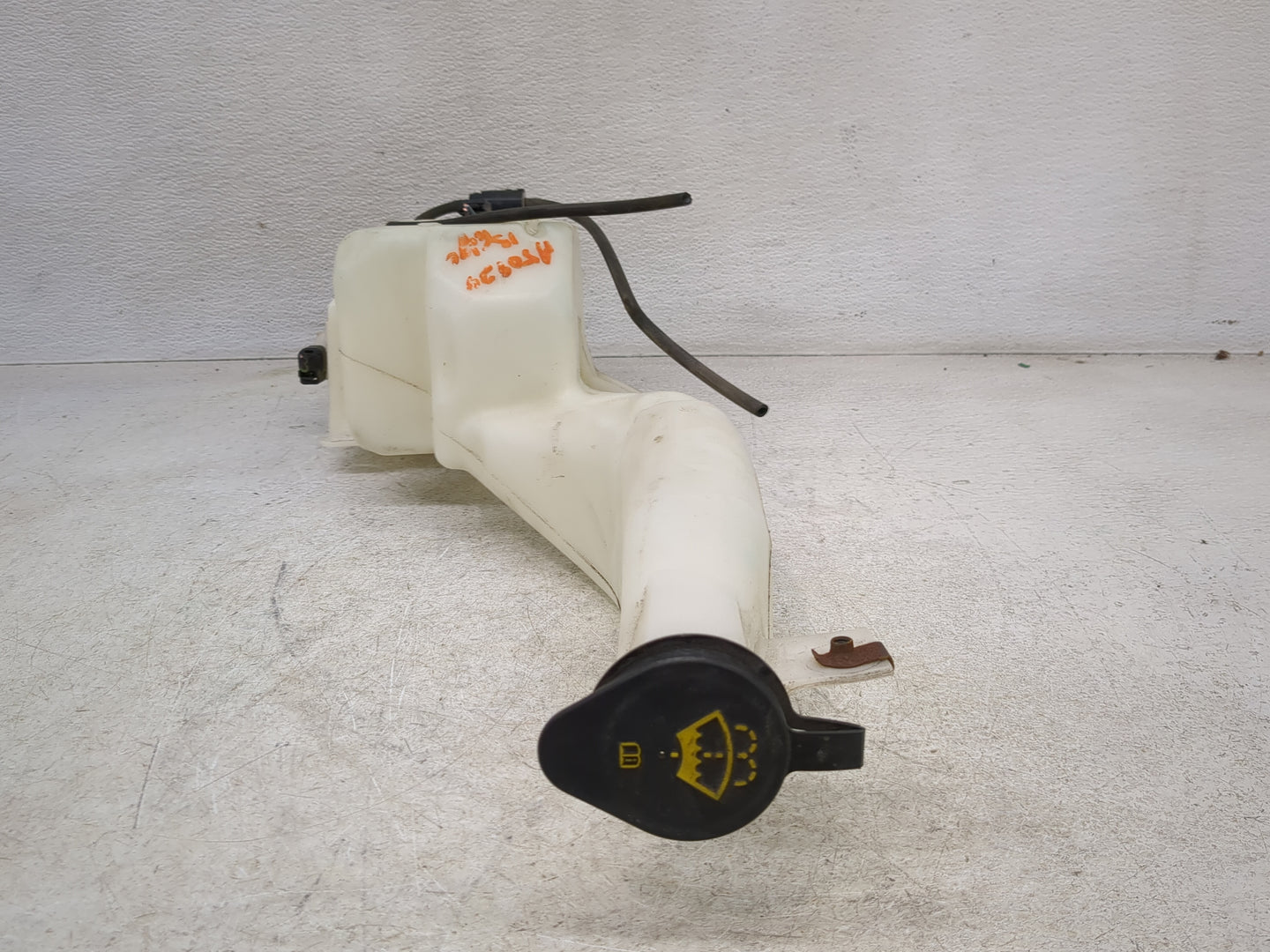 2007-2014 Ford Edge Windshield Washer Fluid Reservoir Bottle Oem - Oemusedautoparts1.com