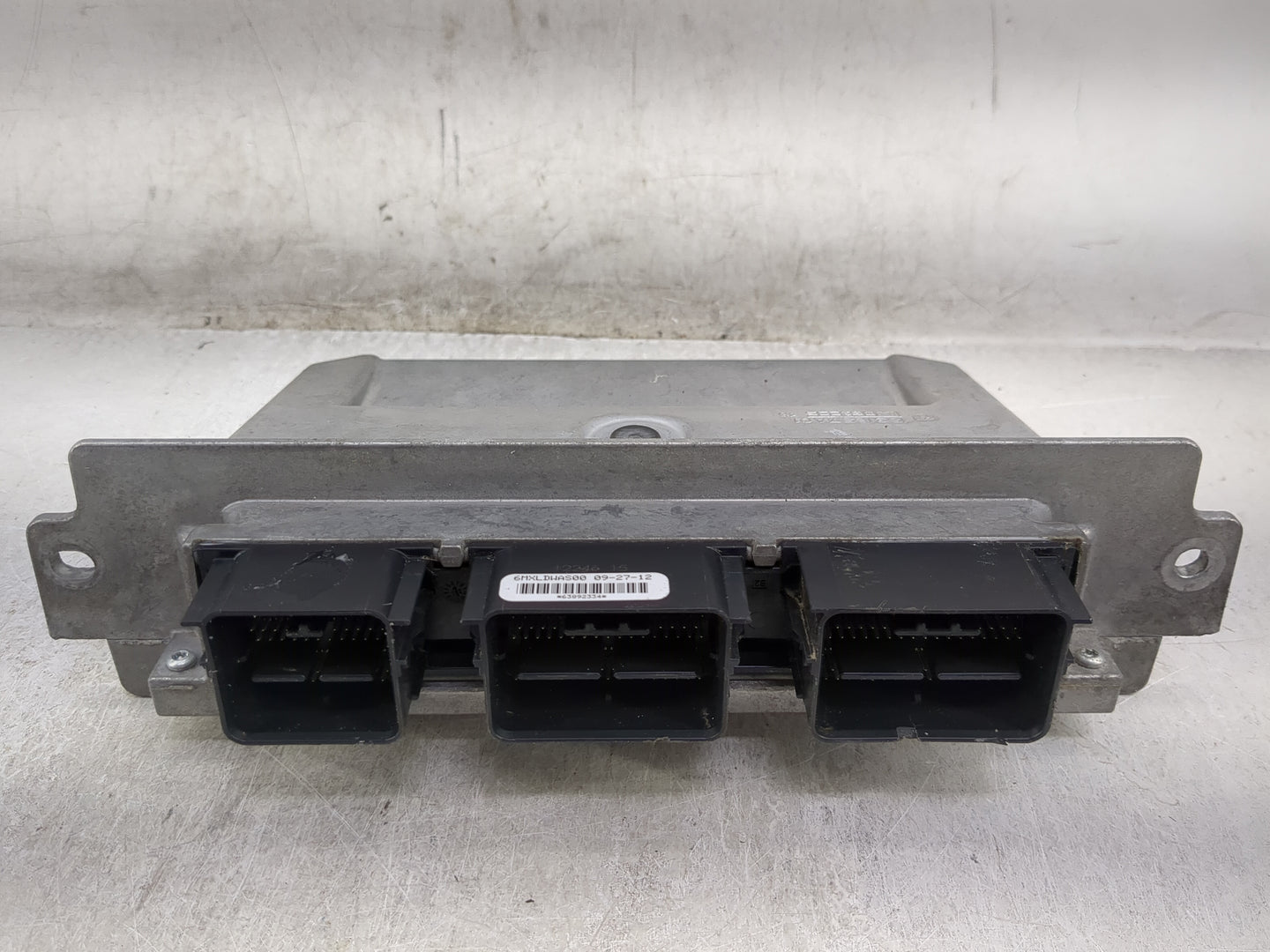 2013 Ford Edge PCM Engine Control Computer ECU ECM PCU OEM P/N:6MXLDWAS00 Fits OEM Used Auto Parts - Oemusedautoparts1.com