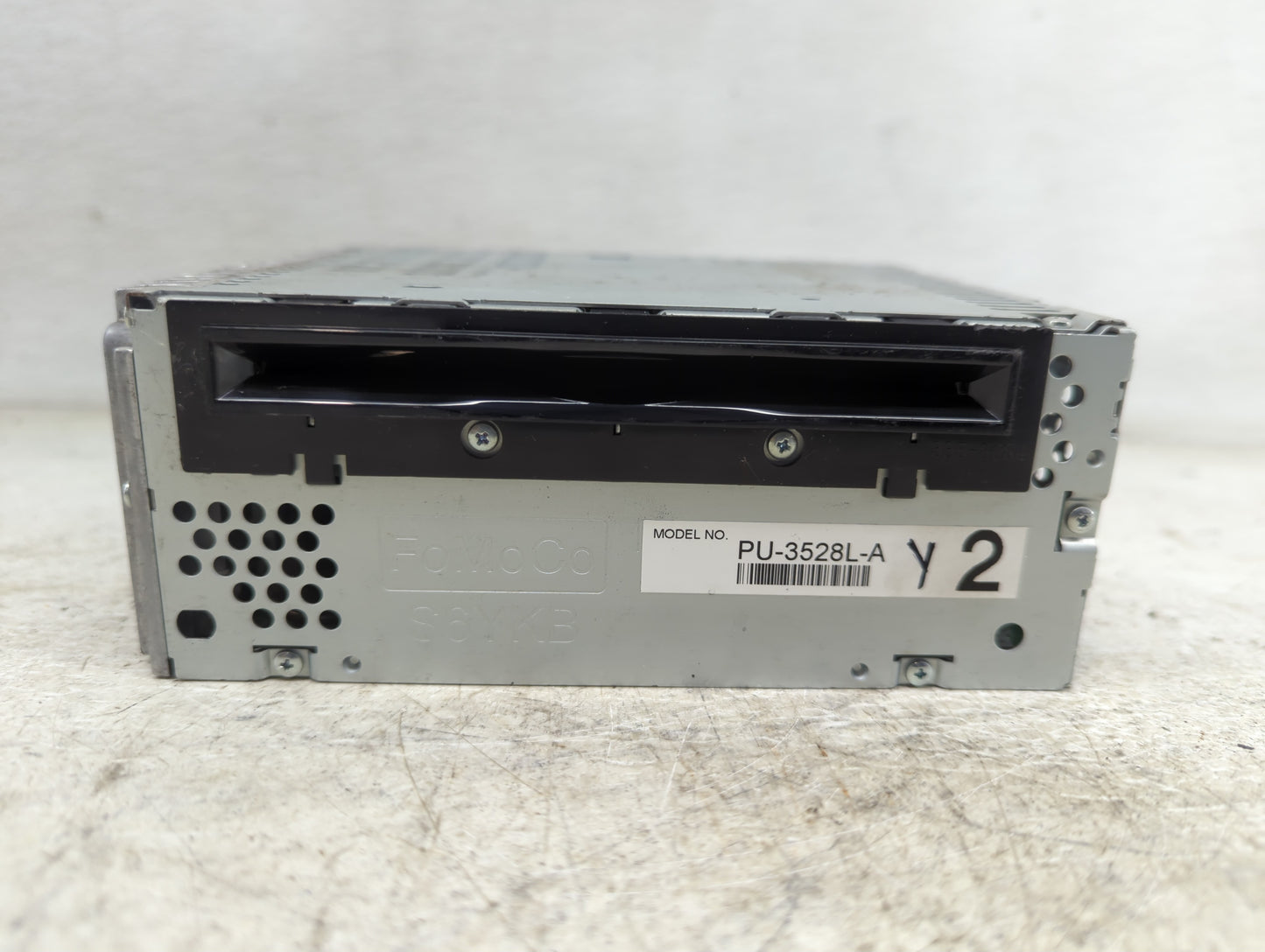 2013-2014 Ford Edge Radio AM FM Cd Player Receiver Replacement P/N:DT4T-19C107-BB Fits Fits 2013 2014 OEM Used Auto Parts - 