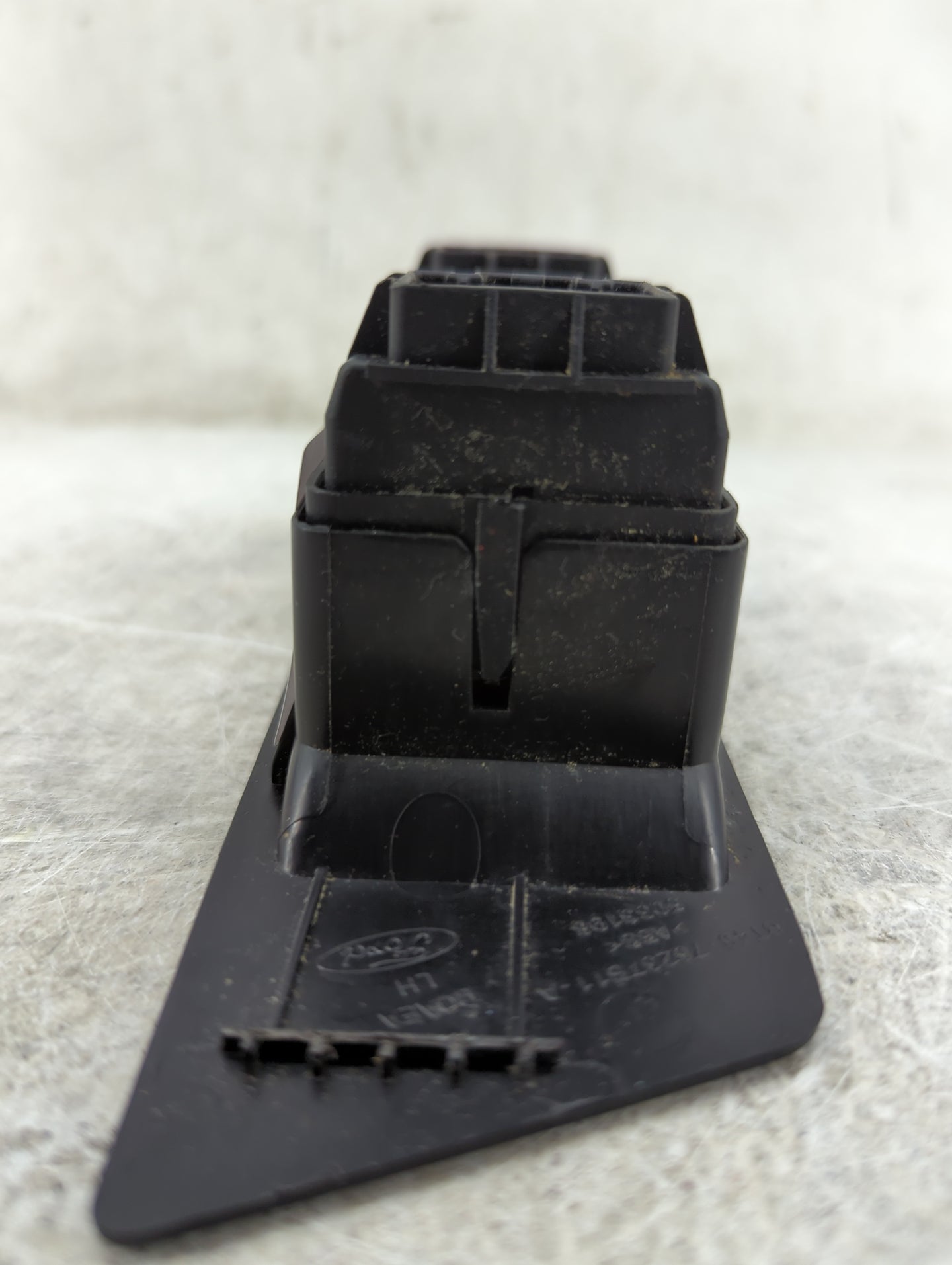 2011-2014 Ford Edge Master Power Window Switch Replacement Driver Side Left P/N:BT4T-14540-AAW SANDD1850AEP Fits OEM Used Au