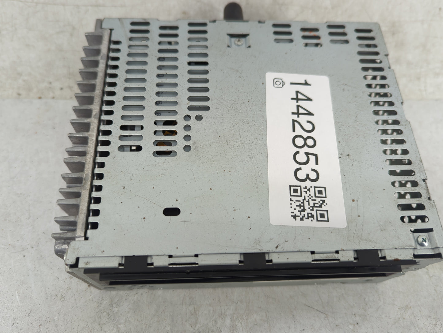 2013-2014 Ford Edge Radio AM FM Cd Player Receiver Replacement P/N:DT4T-19C107-BB PU-3528L-A Fits Fits 2013 2014 OEM Used Au