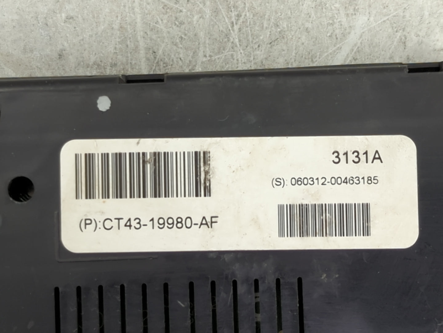 2011-2013 Ford Edge Body Control Module Bcm Inner Cabin Fuse Box - Oemusedautoparts1.com
