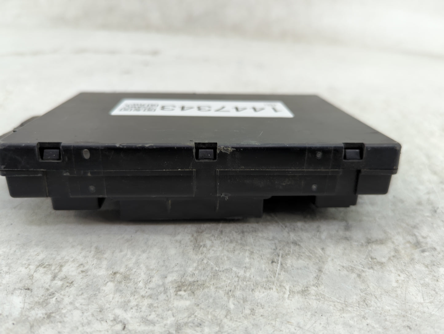 2011-2013 Ford Edge Body Control Module Bcm Inner Cabin Fuse Box - Oemusedautoparts1.com
