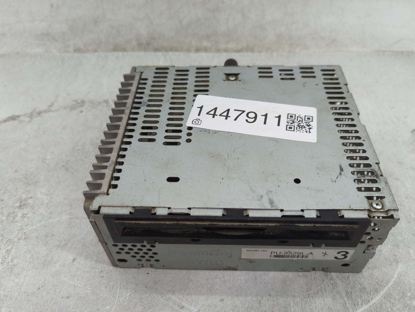 2013 Ford Edge Radio AM FM Cd Player Receiver Replacement P/N:PU-3529L-A DT4T-19C107-CB, 276-0919-50 Fits OEM Used Auto Part