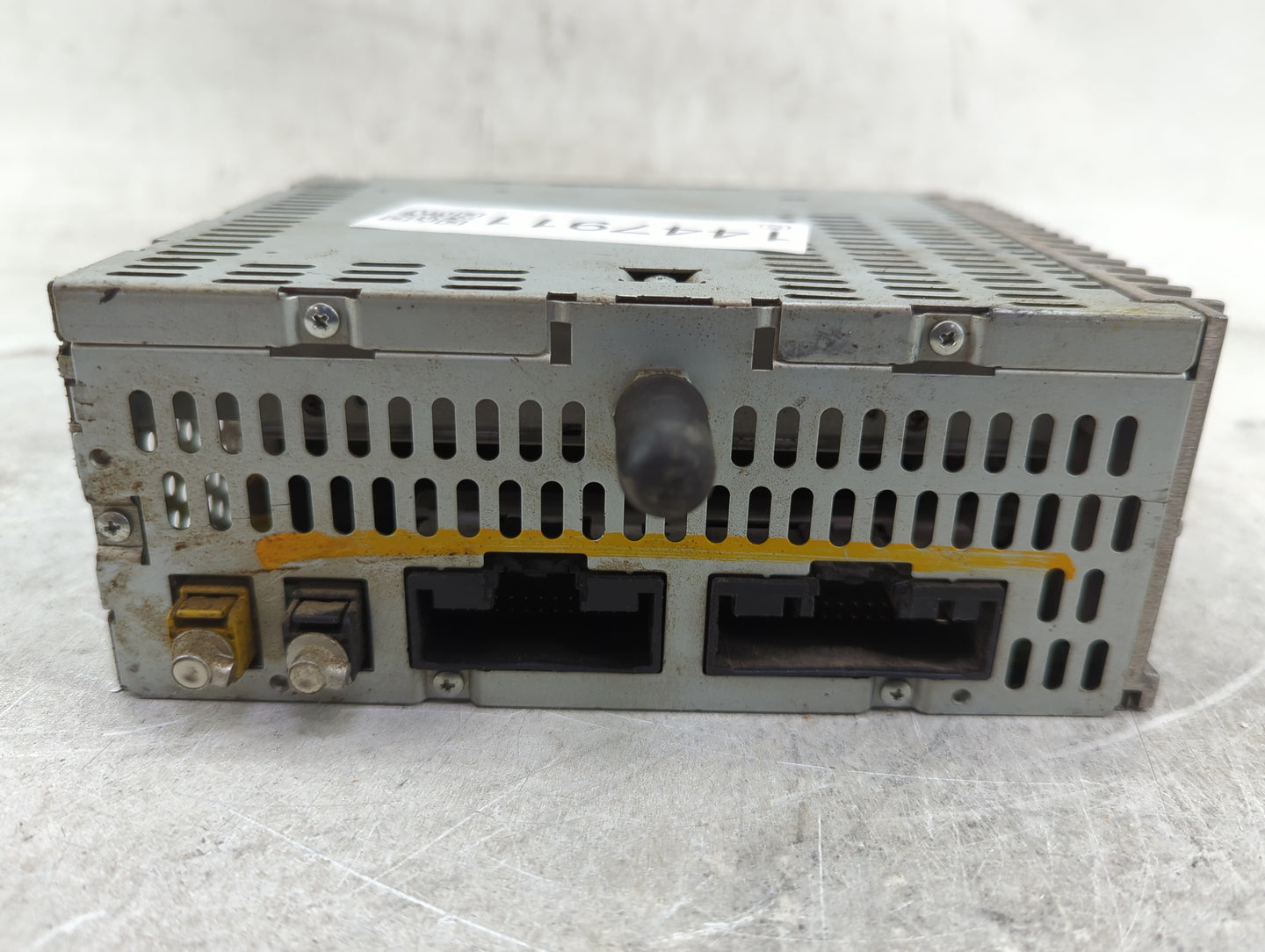 2013 Ford Edge Radio AM FM Cd Player Receiver Replacement P/N:PU-3529L-A DT4T-19C107-CB, 276-0919-50 Fits OEM Used Auto Part
