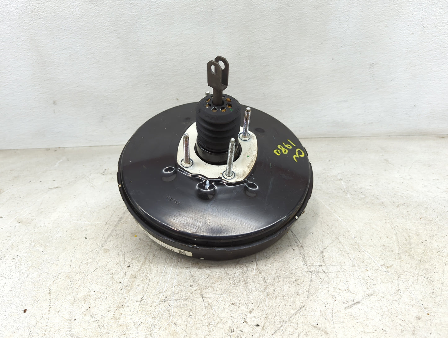 2011-2014 Ford Edge Power Brake Booster Oem 1450914 - Oemusedautoparts1.com