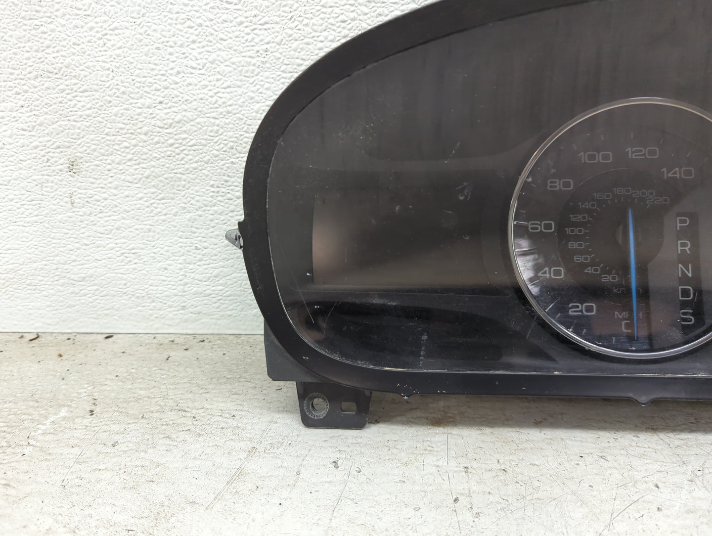 2013-2013 Ford Edge Speedometer Instrument Cluster Gauges - Oemusedautoparts1.com