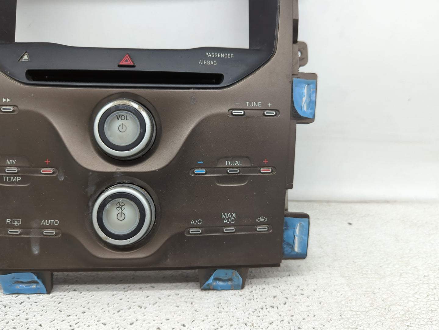 2013-2013 Ford Edge Radio Control Panel - Oemusedautoparts1.com