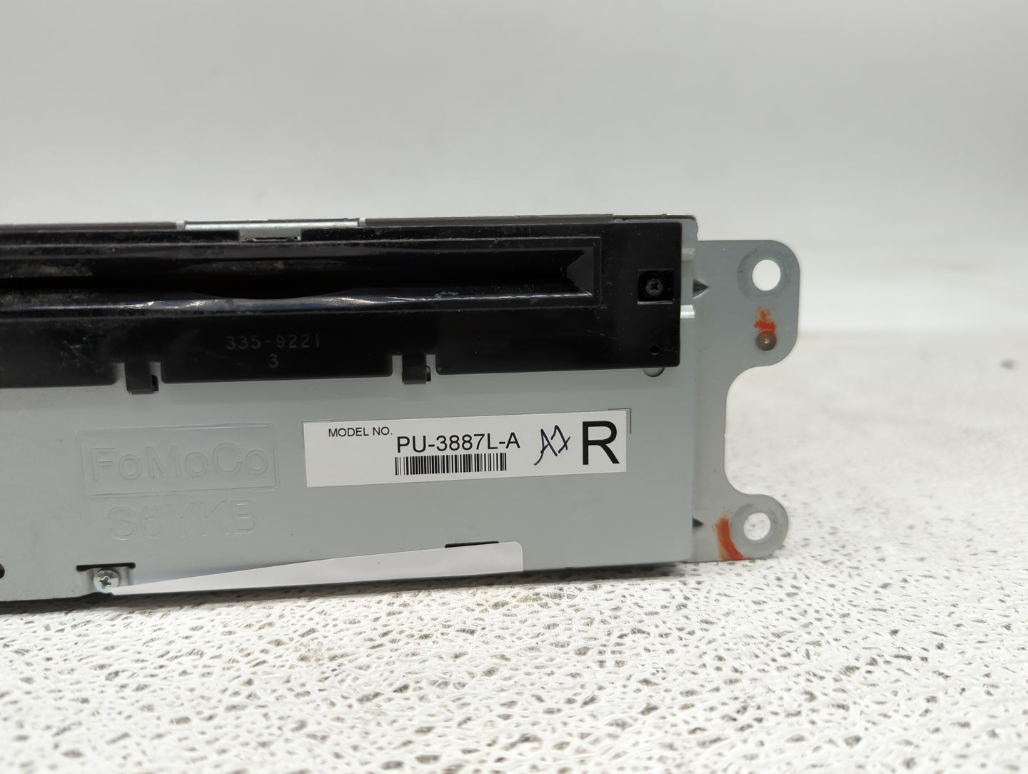 2013 Ford Edge Radio AM FM Cd Player Receiver Replacement P/N:DT4T-19C107-FA Fits OEM Used Auto Parts - Oemusedautoparts1.co