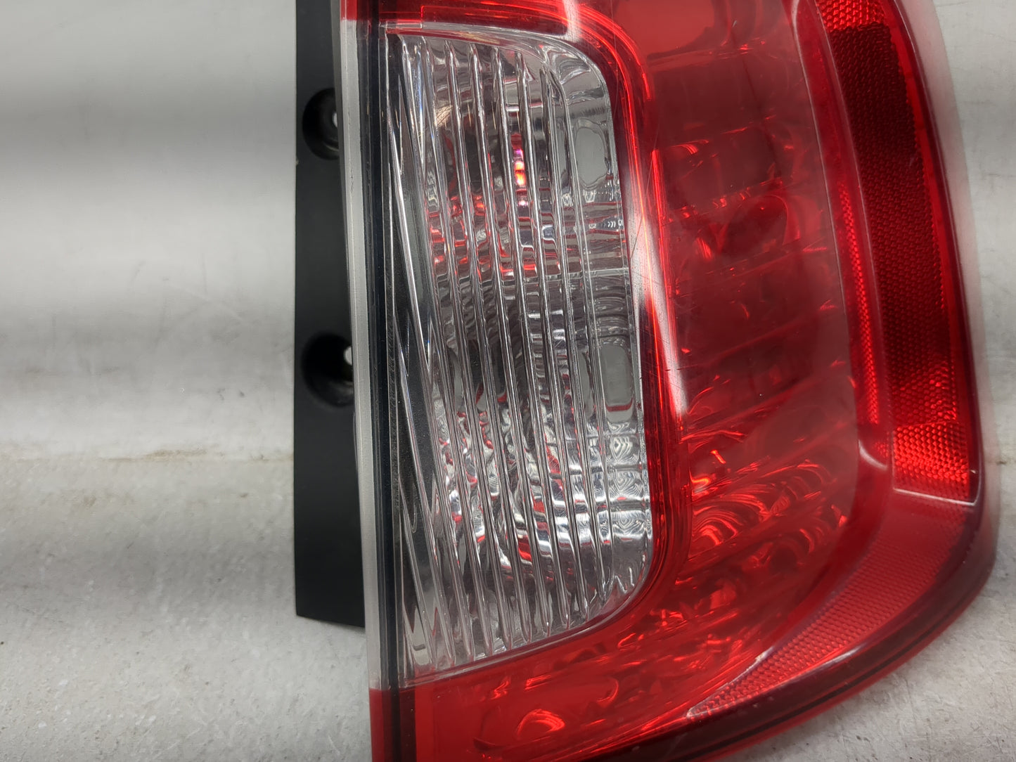 2011-2014 Ford Edge Tail Light Assembly Passenger Right OEM P/N:BT43-13B504-AD Fits Fits 2011 2012 2013 2014 OEM Used Auto P