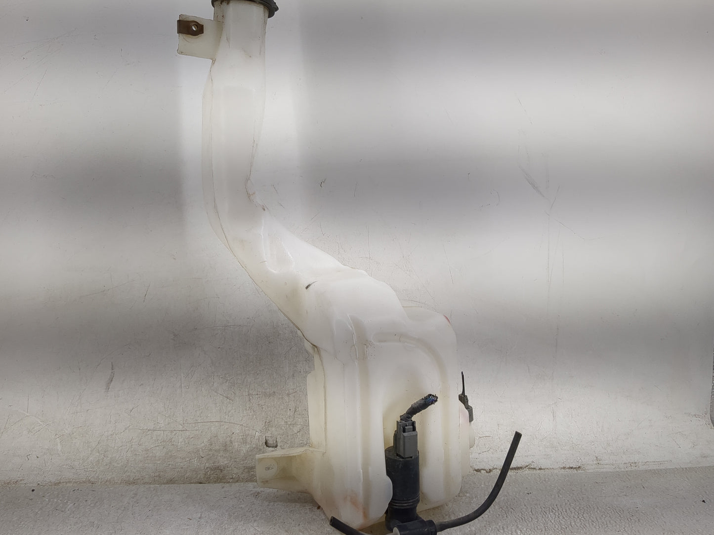 2007-2014 Ford Edge Windshield Washer Fluid Reservoir Bottle Oem - Oemusedautoparts1.com