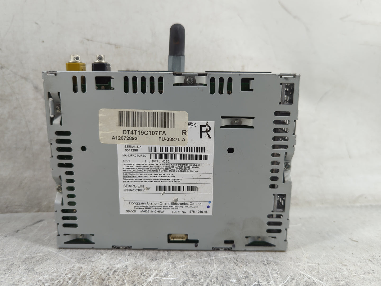 2013 Ford Edge Radio AM FM Cd Player Receiver Replacement P/N:PU-3887L-A DT4T19C107FA, 276-1056-48 Fits OEM Used Auto Parts 