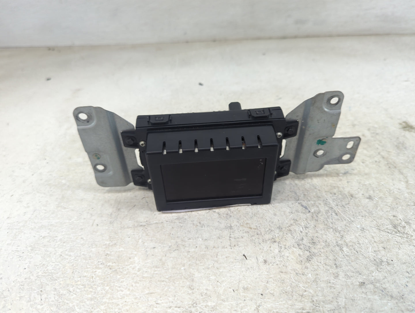 2013 Ford Edge Information Display Screen 1468615 - Oemusedautoparts1.com