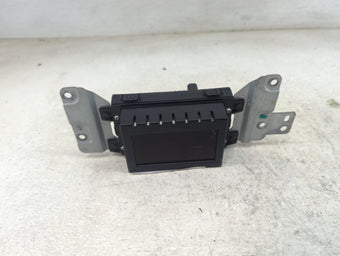 compare product 2013 Ford Edge Information Display Screen 1468615