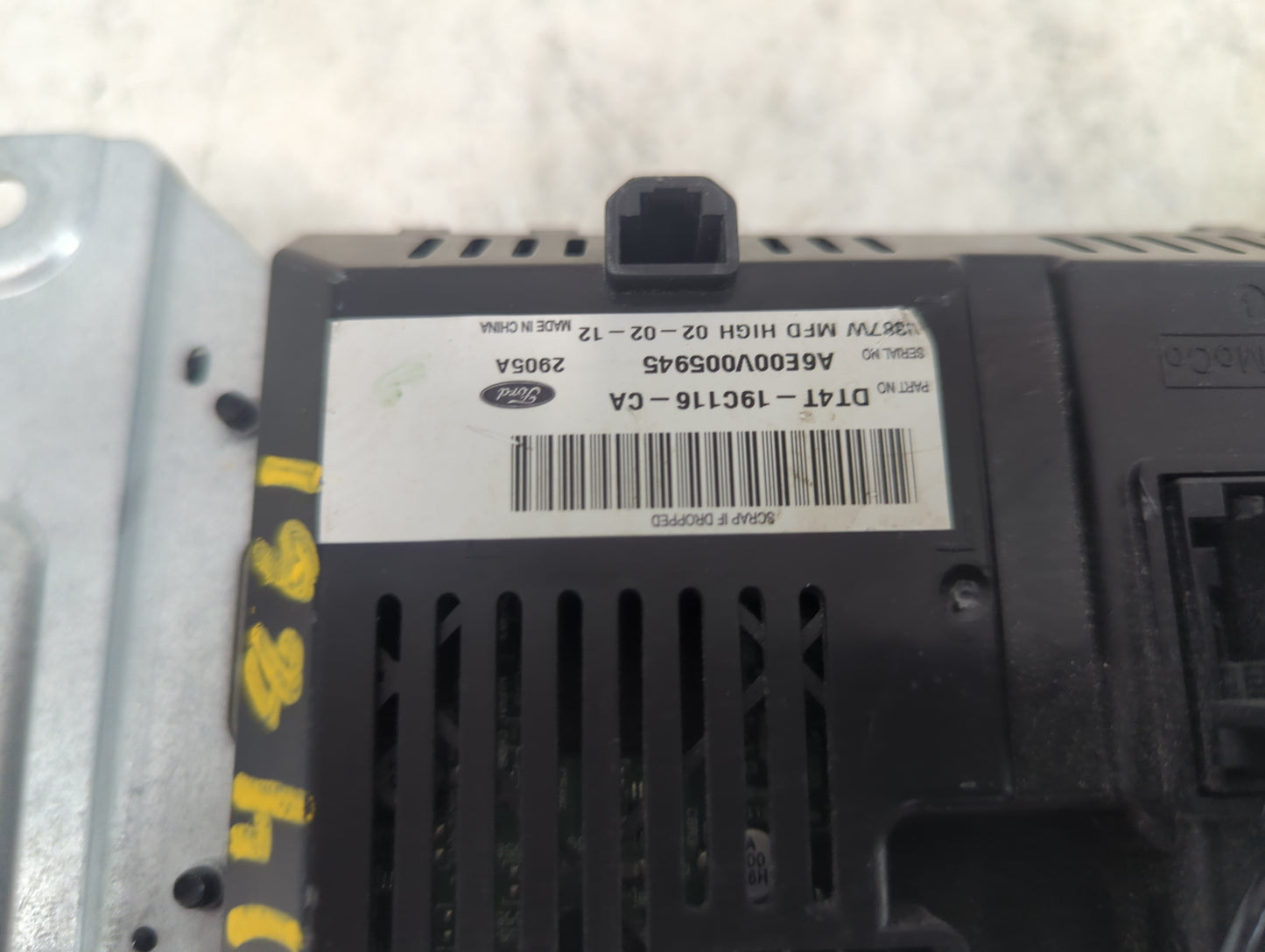 2013 Ford Edge Information Display Screen 1468615 - Oemusedautoparts1.com